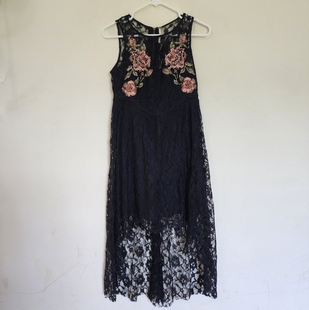 Free People Black Lace Rose Embroidered Hi Low Sleeveless Dress size XS